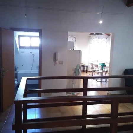 Zweijaehrige Terrassenwohnung