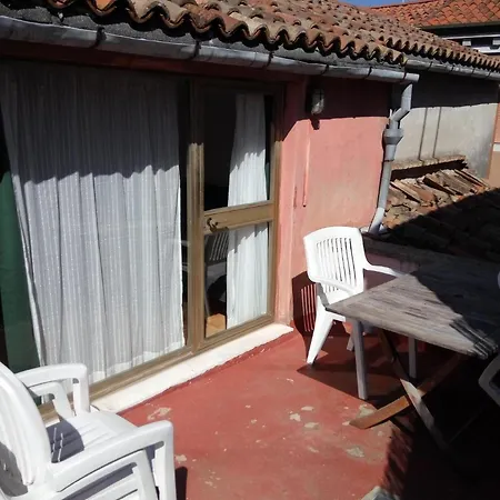 Zweijaehrige Terrassenwohnung Venedig